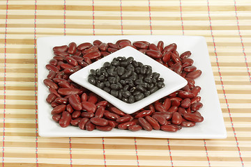 Image showing Red and black Beans