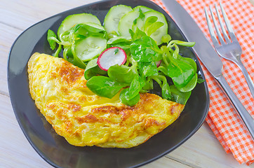 Image showing omelette with salad