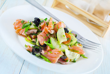 Image showing salad with salmon