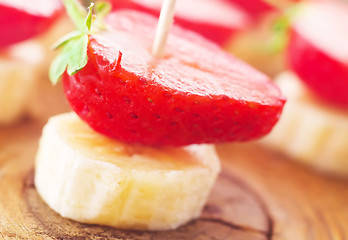 Image showing strawberry and banana