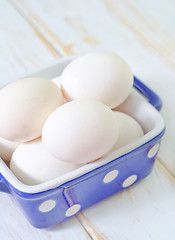 Image showing raw eggs