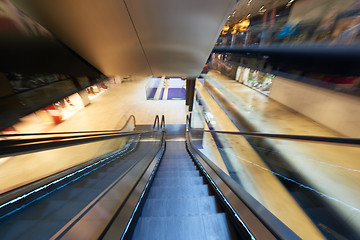 Image showing Shopping mall  escalators