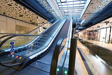 Image showing Shopping mall  escalators