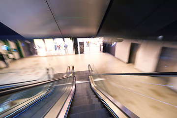 Image showing Shopping mall  escalators