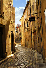 Image showing Narrow street in Perigueux