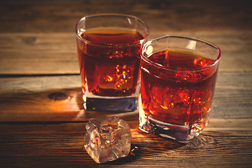 Image showing whisky in glasses with ice