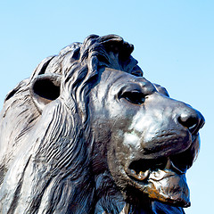 Image showing marble and statue in old city of london england