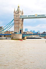 Image showing  in england   bridge and the cloudy sky