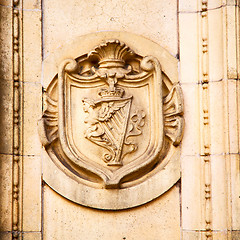 Image showing england  historic   marble and statue in old city of london 