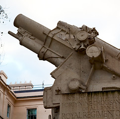 Image showing england  historic   marble and statue in old city of london 