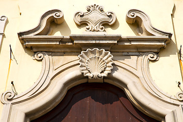 Image showing  church door    italy  lombardy   column  the milano  shell