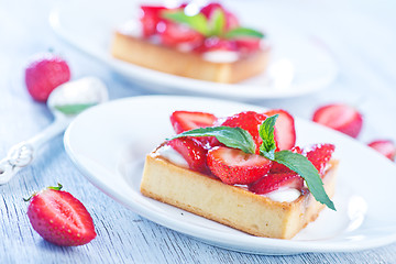 Image showing cake with fresh strawberry