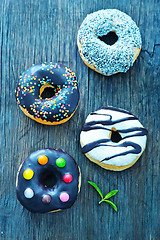 Image showing donuts