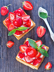 Image showing cake with fresh strawberry