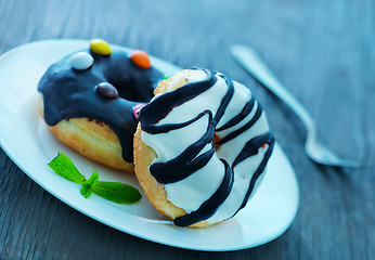 Image showing donuts