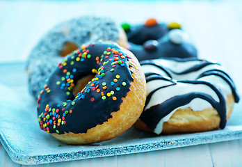 Image showing donuts