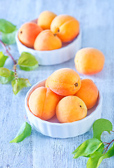 Image showing apricots