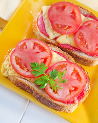 Image showing bread with cheese and tomato