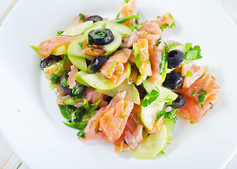 Image showing salad with salmon