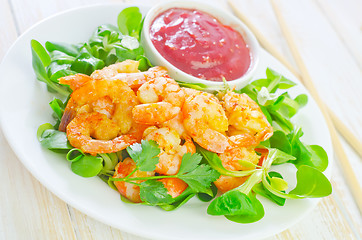 Image showing Fried shrimps with sauce