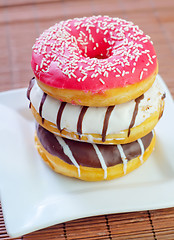 Image showing donuts