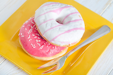 Image showing donuts