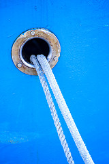 Image showing mooring line of a trawler