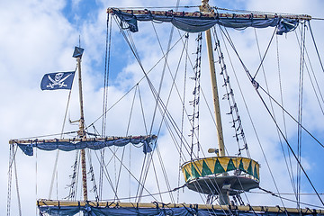 Image showing Sail boat with crows nest and yard