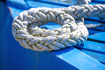 Image showing Mooring line of a trawler