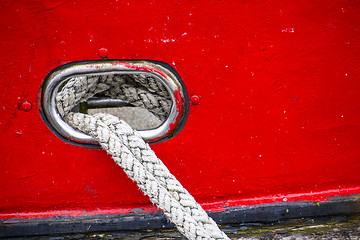 Image showing Mooring line of a trawler