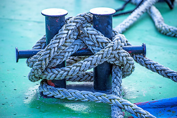 Image showing Mooring line of a trawler