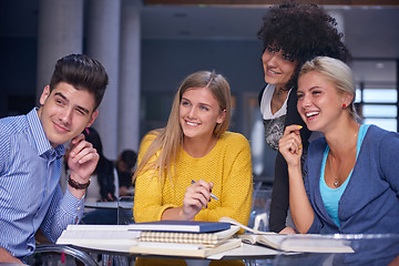 Image showing students group  study