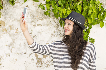 Image showing Making a selfie