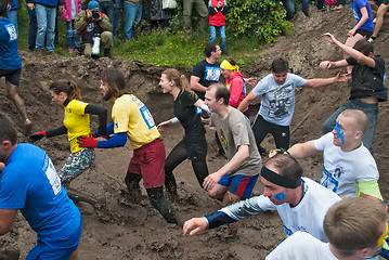 Image showing Teams in dirty cross-country race stage. Tyumen