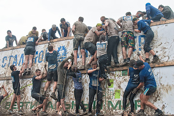 Image showing Team storms big wall in extrim race. Tyumen.Russia