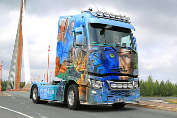 Image showing Renault Trucks T Avatar on the Road