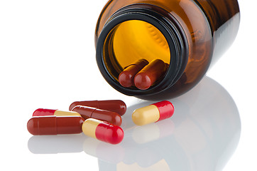 Image showing Pills from bottle