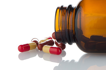 Image showing Pills from bottle