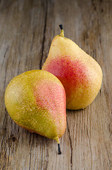 Image showing Pears in a old wooden table