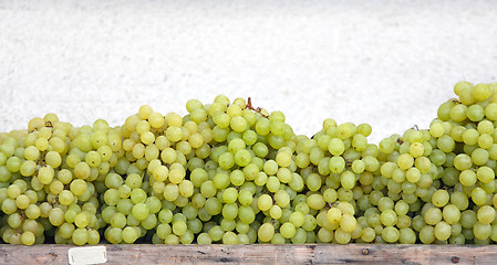 Image showing White Grapes