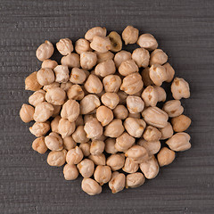 Image showing Circle of chickpeas