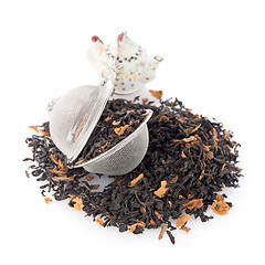 Image showing Black dry tea with petals