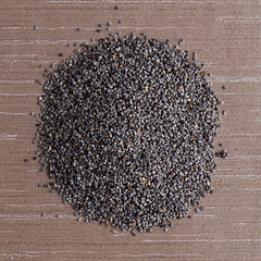 Image showing Circle of poppy seeds