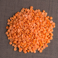 Image showing Circle of peeled lentils