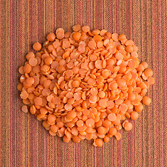 Image showing Circle of peeled lentils