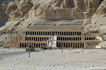 Image showing Hatshepsut temple