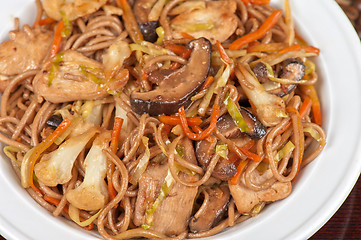 Image showing buckwheat noodles with chicken