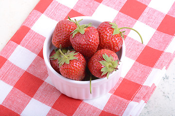 Image showing Beautiful fresh strawberries