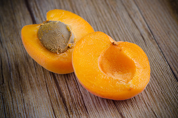 Image showing Apricots 