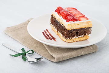 Image showing Chocolate strawberry cake 